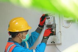 PLN UID Jateng dan DIY Catat Kinerja Positif Sepanjang 2025
