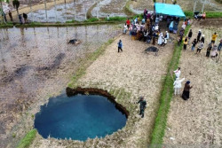 Pergerakan Tanah Masih Terjadi di Lokasi Sinkhole Situjua Sumbar