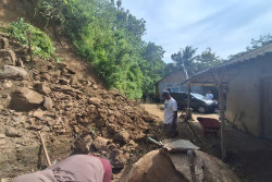 Longsor Susulan Sempat Tutup Akses Warga Wonolelo Pleret Bantul