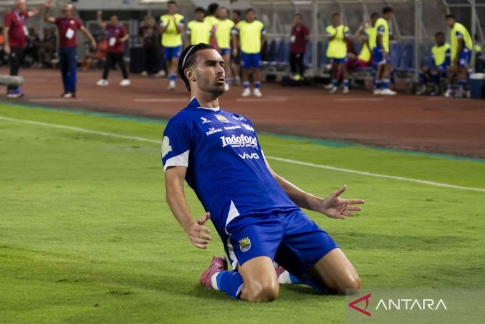Andrew Jung Absen, Persib Hadapi Persija Tanpa Striker Utama