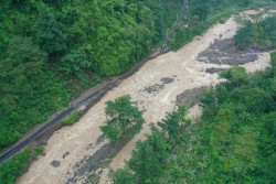 Desa Tempur Jepara Terisolasi, Pemkab Buka Jalur Alternatif