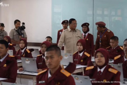 Prabowo Resmikan 166 Sekolah Rakyat di 34 Provinsi