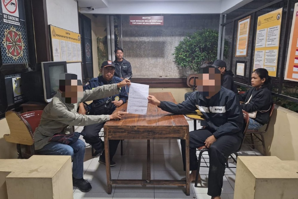 Diduga Asusila Sesama Jenis, 2 Pria di Banguntapan Digerebek Warga