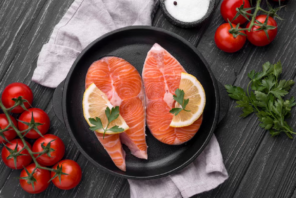 Salmon dan Ayam, Pilihan Protein Sehat untuk Jantung dan Otot