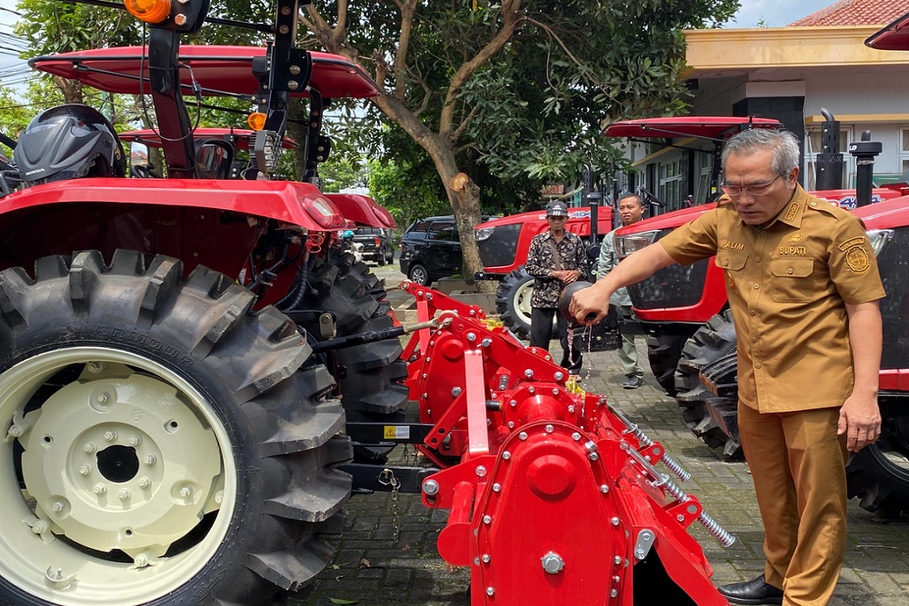 Bantul Percepat Mekanisasi Pertanian lewat 17 Bantuan Alsintan