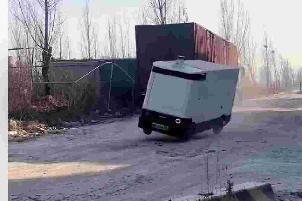 Dilema Truk Robot di China, Teknologi Canggih Hadapi Jalan Rusak