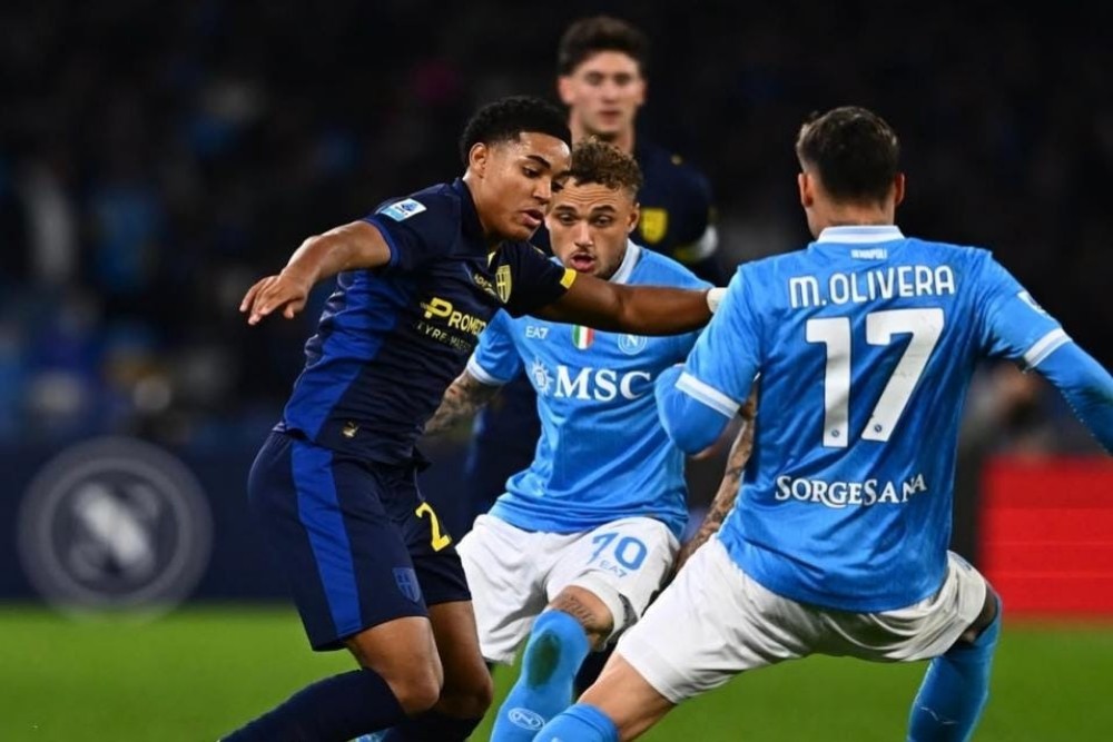 Napoli Ditahan Parma 0-0, Gagal Pangkas Jarak Inter