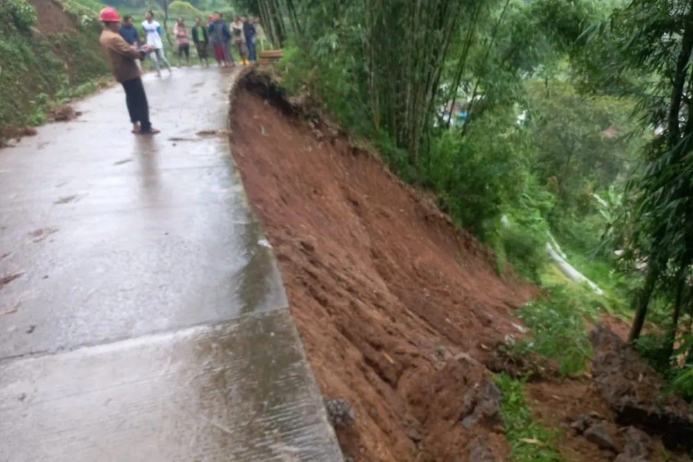 Hujan Deras Picu Longsor dan Banjir, 48 KK di Banjarnegara Mengungsi