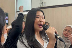 Pengadilan Jakarta Selatan Vonis Laras Faizati 6 Bulan Percobaan