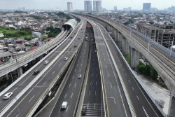 Puluhan Ribu Kendaraan Tinggalkan Jakarta untuk Libur Isra Mikraj