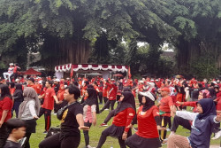 HUT ke-53, PDI Perjuangan Sleman Gelar Senam Sicita dan Donor Darah