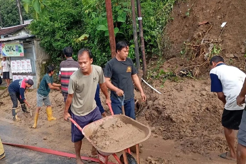 Hujan Deras Picu Longsor di Wonogiri, Dua Rumah Terancam