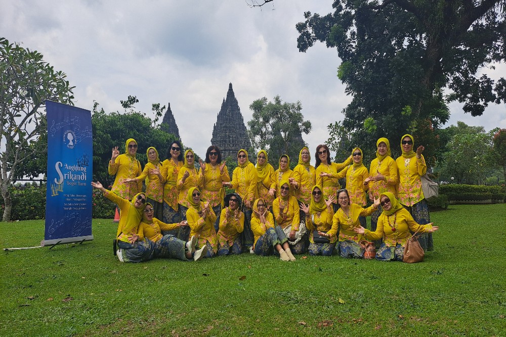 Angklung IKBB Srikandi Meriahkan Prambanan, Angkat Musik Tradisional
