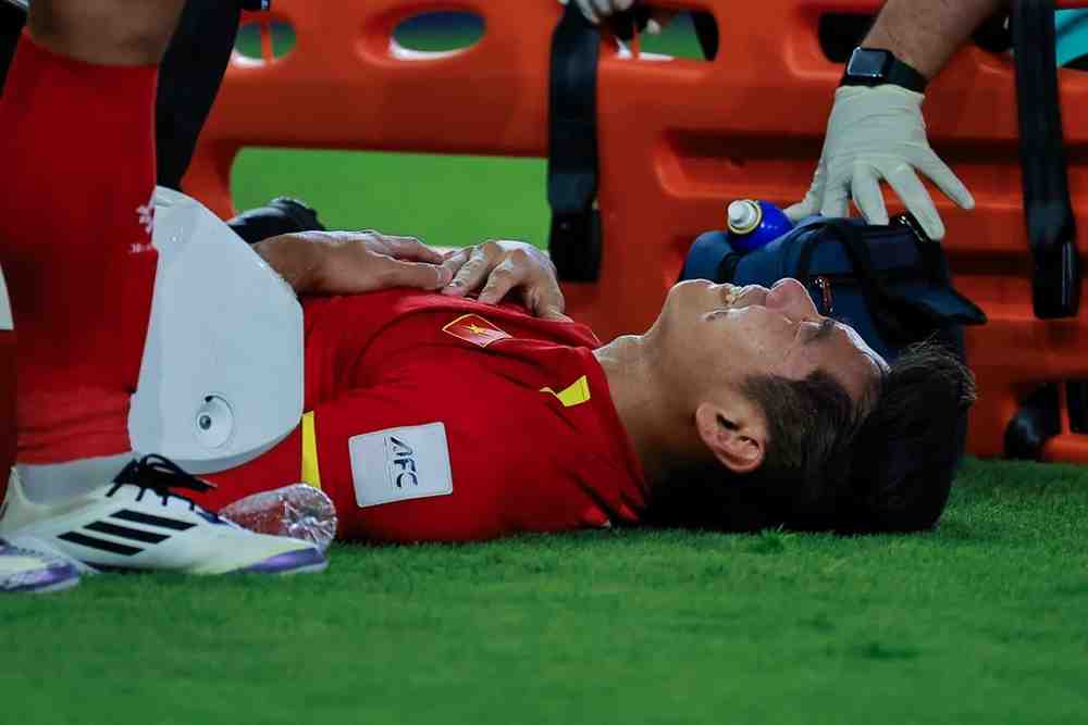 Kapten Vietnam U-23 Alami Cedera ACL, Menangis Bukan Karena Rasa Sakit