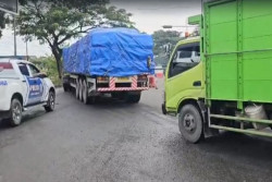 Banjir Rendam Jalur Pantura Pati, Polisi Terapkan Rekayasa Arus