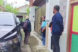 KPK Geledah Rumah Kadis PUPR Madiun Terkait Kasus Gratifikasi Proyek