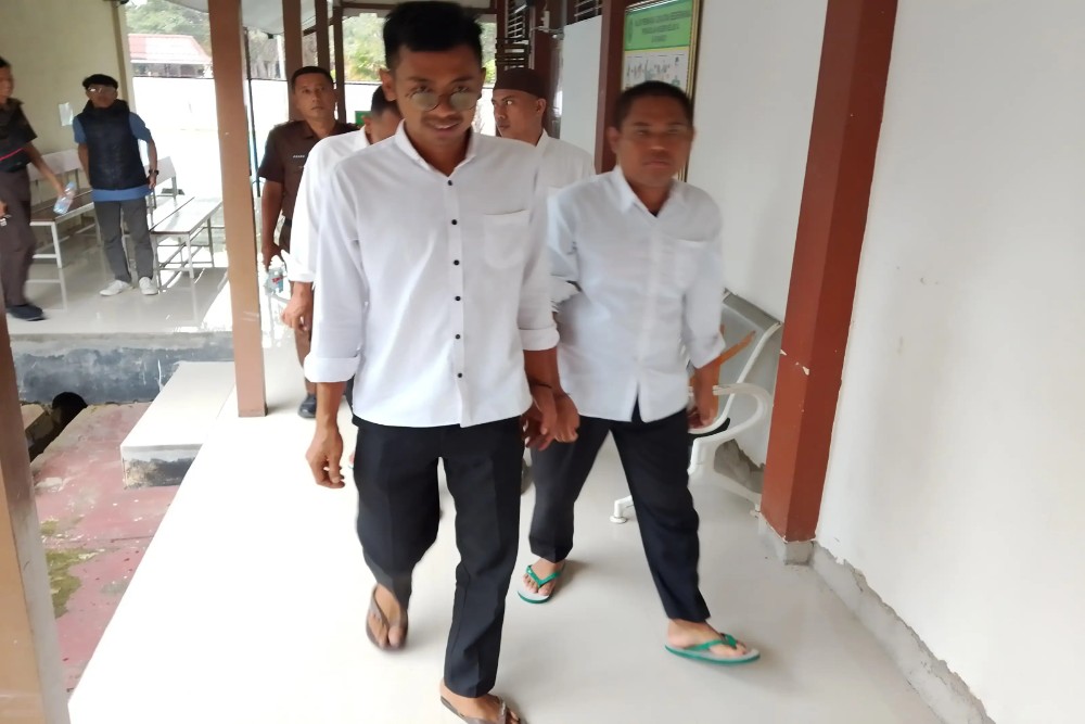 Hakim Bebaskan Penjaga Palang Kasus KA Batara Kresna