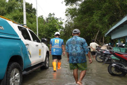 PLN Salurkan Bantuan Kemanusiaan untuk Korban Banjir Pekalongan