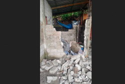 Tebing Labil Seusai Hujan, Batu Timpa Rumah Warga Bokoharjo Sleman