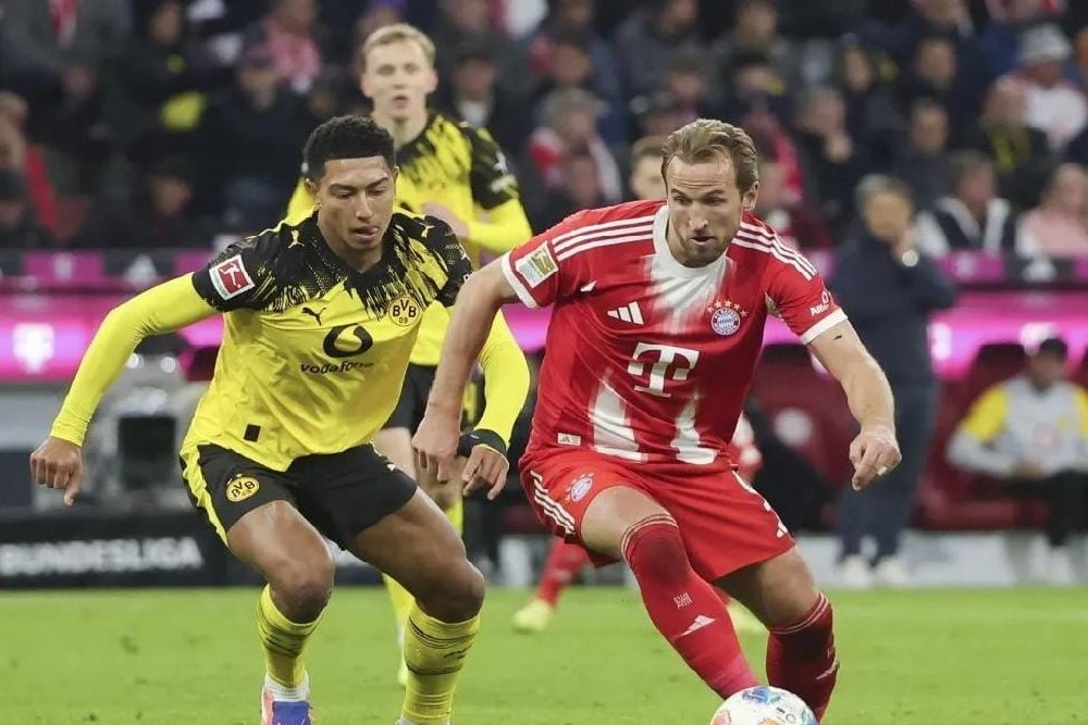 Hasil Bundesliga Pekan ke-19: Bayern Kalah, Leipzig Bangkit Tandang