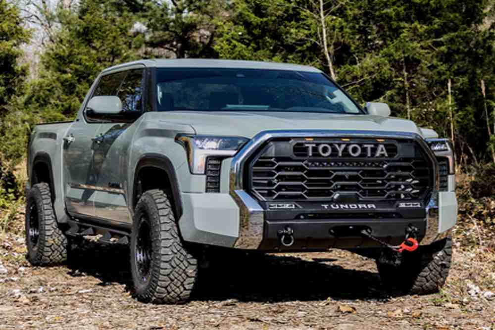 Layar Kamera Bermasalah, Toyota Tarik 162 Ribu Unit Tundra di AS