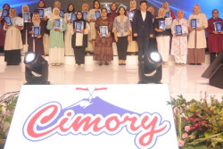 Ibu Rumah Tangga Bangun Aset Keluarga lewat Program Miss Cimory