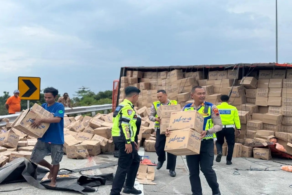GT Mojosongo Ditutup Seusai Truk Terguling di Tol Solo-Semarang