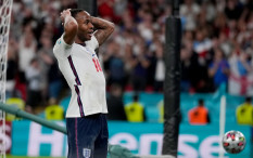 Raheem Sterling Resmi Bebas Transfer Seusai Pisah dengan Chelsea