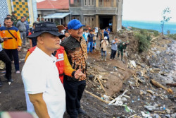 Gubernur Jateng Percepat Pemulihan Banjir Pemalang