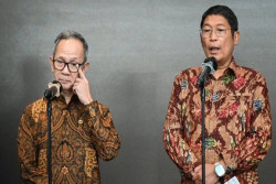 Ketua OJK Mahendra Siregar Resmi Mundur Bersama Dua Pejabat