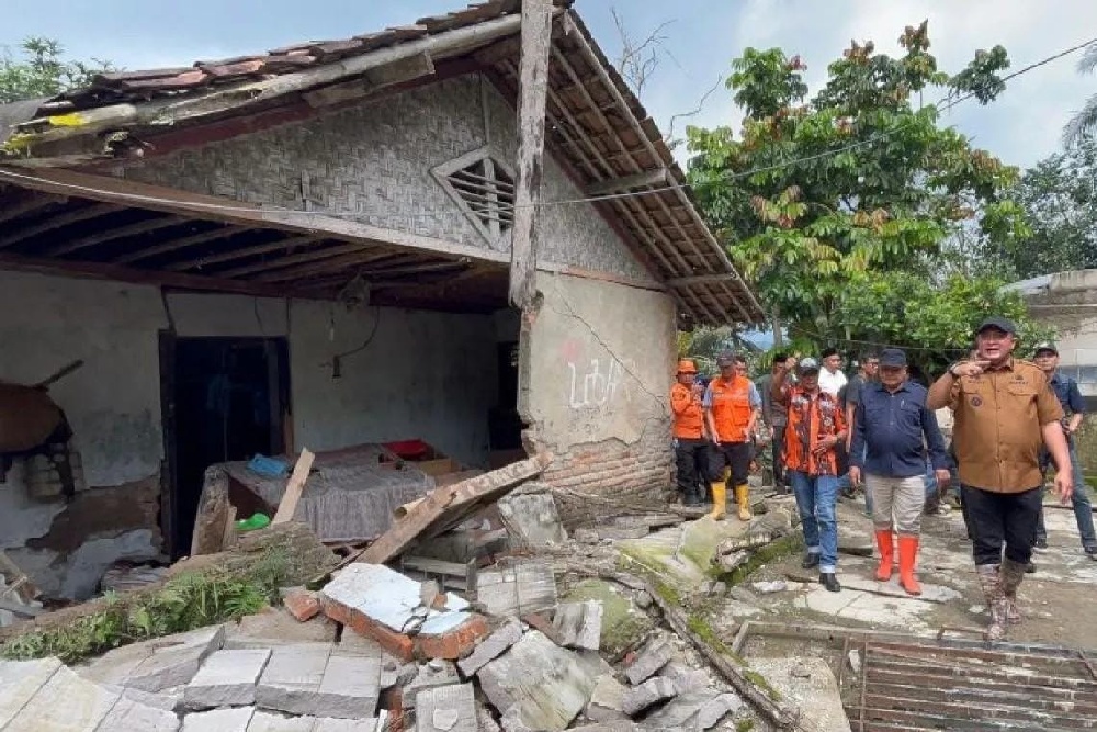 Longsor dan Pergerakan Tanah Terjang Tiga Kecamatan di Bogor