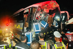 Bus Tabrak Truk di Tol Ngawi-Kertosono, Polisi Duga Sopir Mengantuk