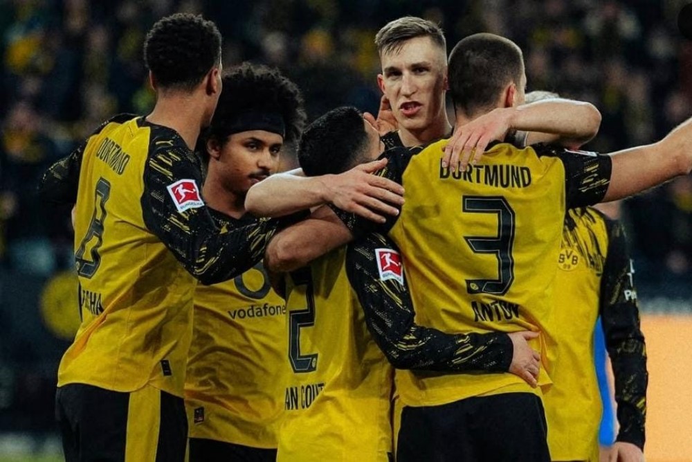 Dortmund Tempel Bayern Usai Menang Dramatis atas Heidenheim