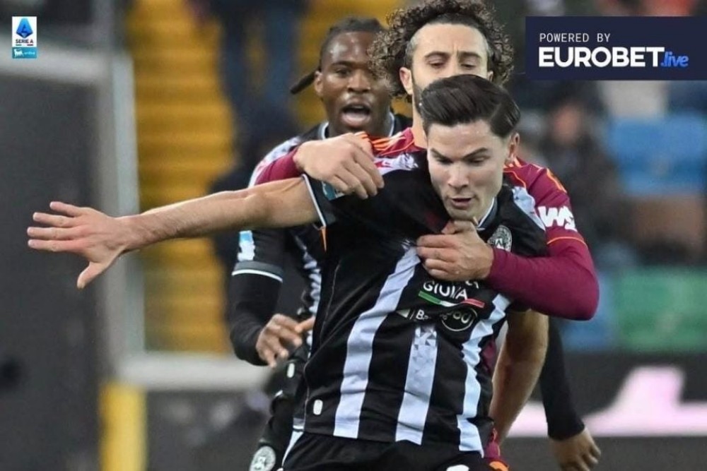 Roma Tersungkur di Kandang Udinese, Gol Bebas Ekkelenkamp Jadi Penentu