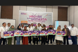 Bank Jateng Blora Serahkan Hadiah Tabungan Bima