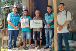 Sutarto Kini Bisa Nikmati Listrik Program Sambung Listrik Gratis PLN