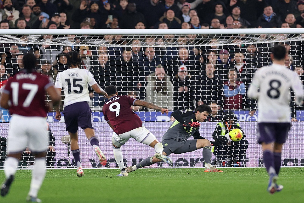 Gol Telat Sesko Selamatkan MU dari Kekalahan di Markas West Ham